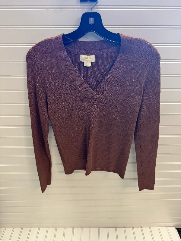 women's tops for those who want to add a touch of elegance and sophistication to their everyday wearTop Long Sleeve By Maeve In Brown & Gold, Size: S