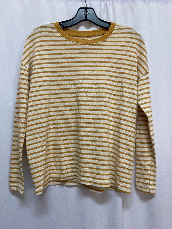 women's tops for those who prefer classic over trendy stylesTop Long Sleeve By Clothes Mentor In Yellow, Size: Xxs