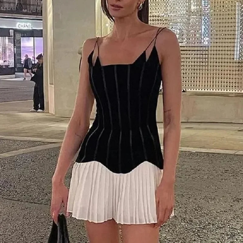 Pearl DressSkinny Pleated Dress for Summer Women's 2024 New Chic High Waist Velvet Spliced Pleated Bottom Sling Mini Dress