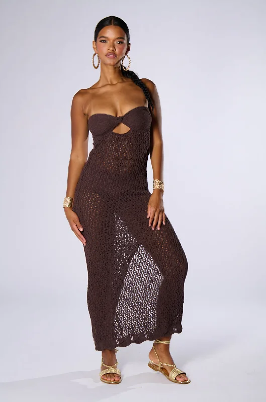 Bow-Tie DressIT'S GIVING KNIT MAXI DRESS