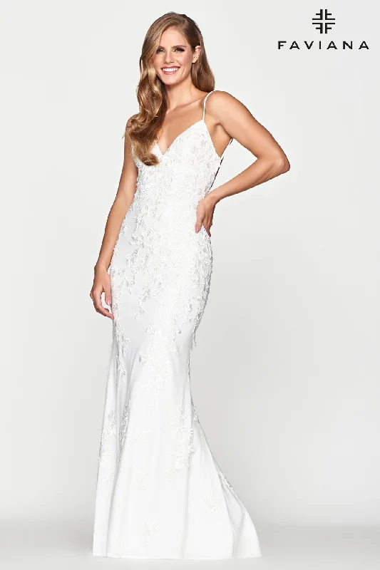 women's pear-shaped body dressesFaviana 10508 Ivory Lace Applique Fit & Flare Gown With Lace Up Back | Ivory