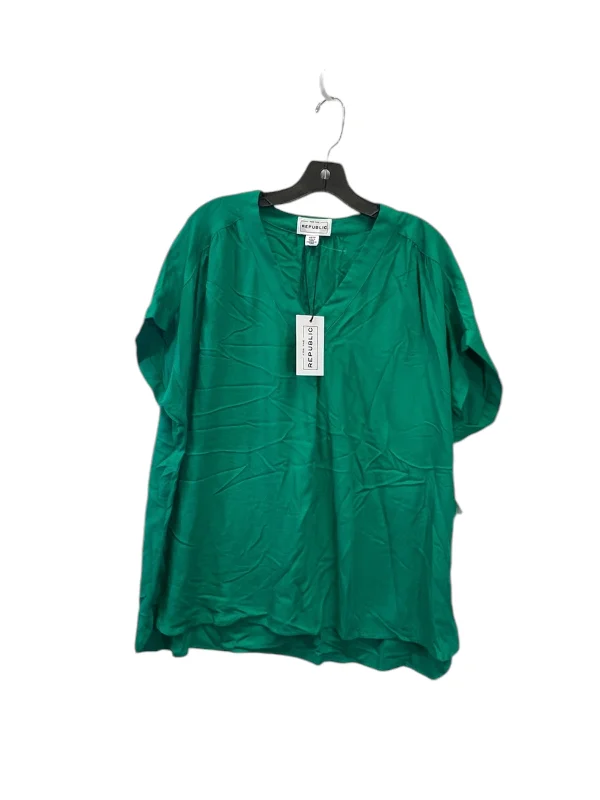 women's tops for those who appreciate subtle and muted tonesTop Short Sleeve By For The Republic In Green, Size: Xs